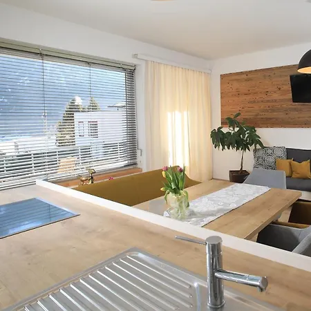 Viktoria Apartment *