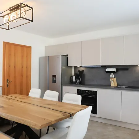 Viktoria アパート Abfaltersbach