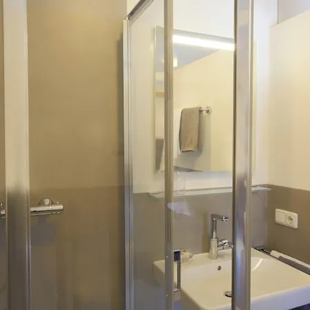 Viktoria アパート *