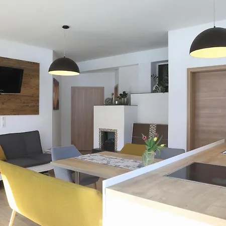 Viktoria Apartment *